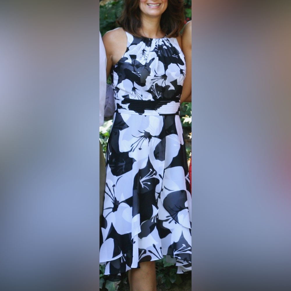 White House Black Market Black and White Floral Midi Dress